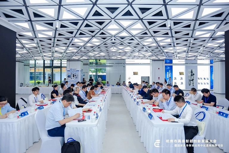 灵境智源孙博受聘国家人工智能应用中试基地技术委员会委员