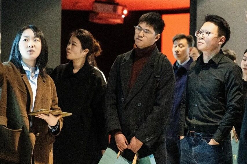 浙江大学企业家学者一行参访灵境智源，共话具身智能新未来